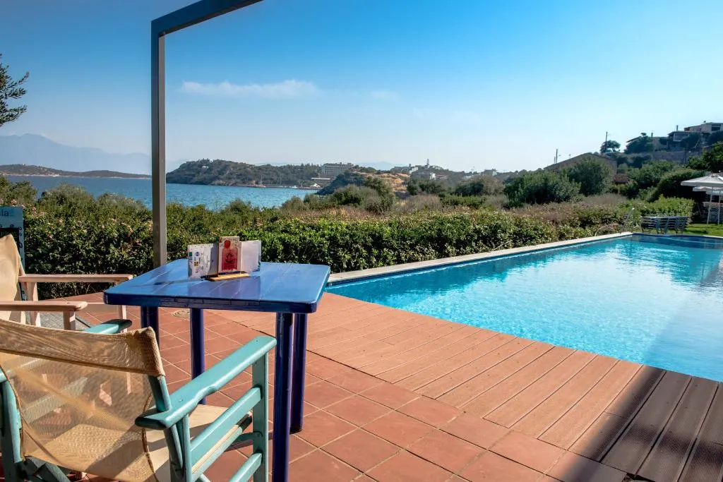 Bar, Mirabella Apartments, Crete