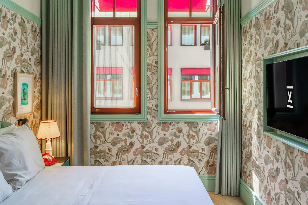 DOUBLE STANDARD Room, The Editory Boulevard Aliados Hotel, Porto