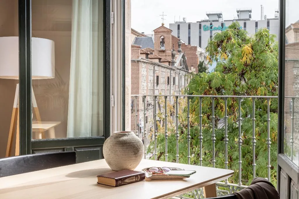 APARTMENT CAPACITY 3 ONE BEDROOM Room, Libere Madrid Palacio Real, Madrid