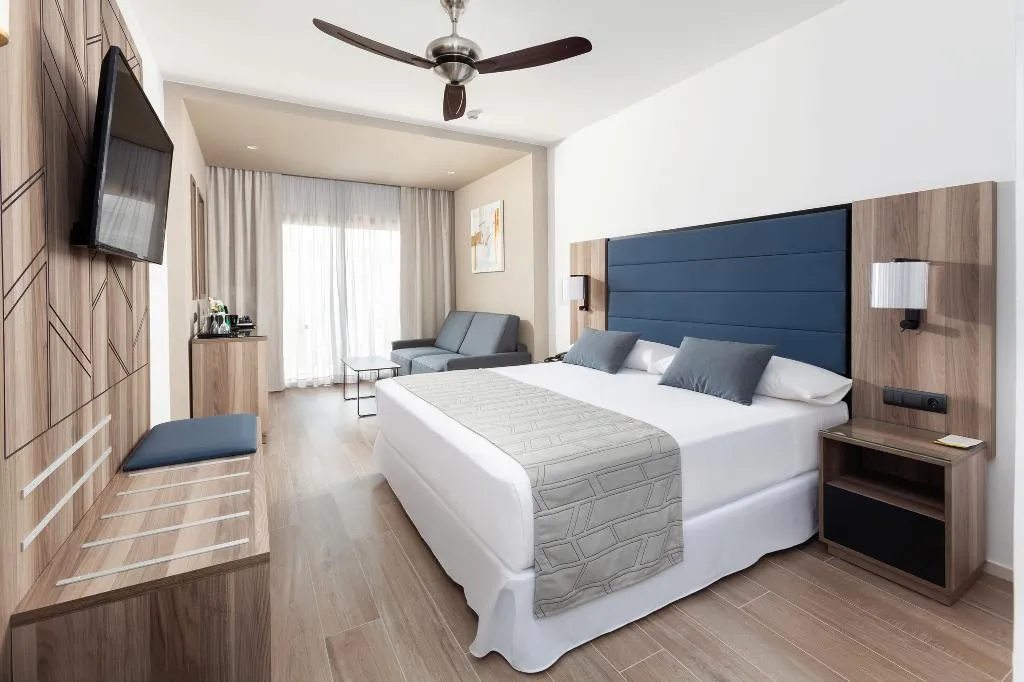 Double or Twin GARDEN VIEW Room, Hotel Riu Palace Oasis, Gran Canaria