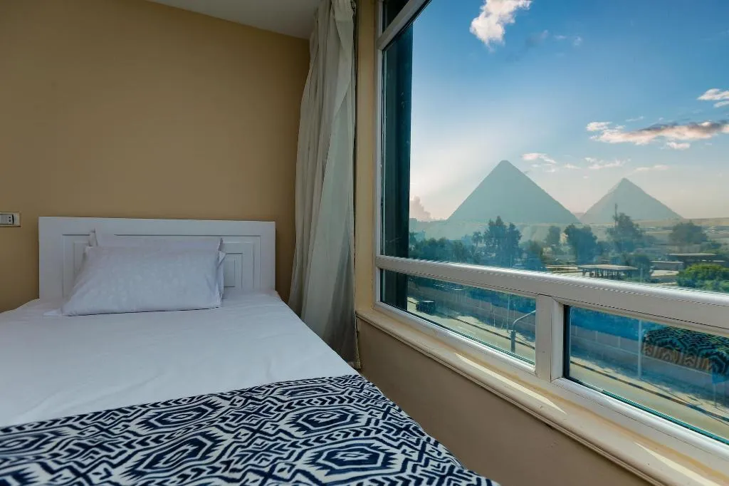 Room, Turquoise Pyramids Hotel, Cairo