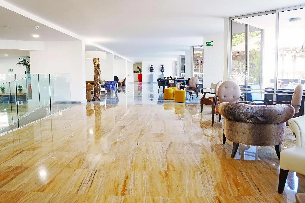 Lobby, Alexandre Troya, Tenerife
