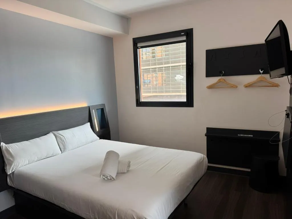 DOUBLE STANDARD Room, Four Points Flex by Sheraton Málaga Centre, Costa Del Sol