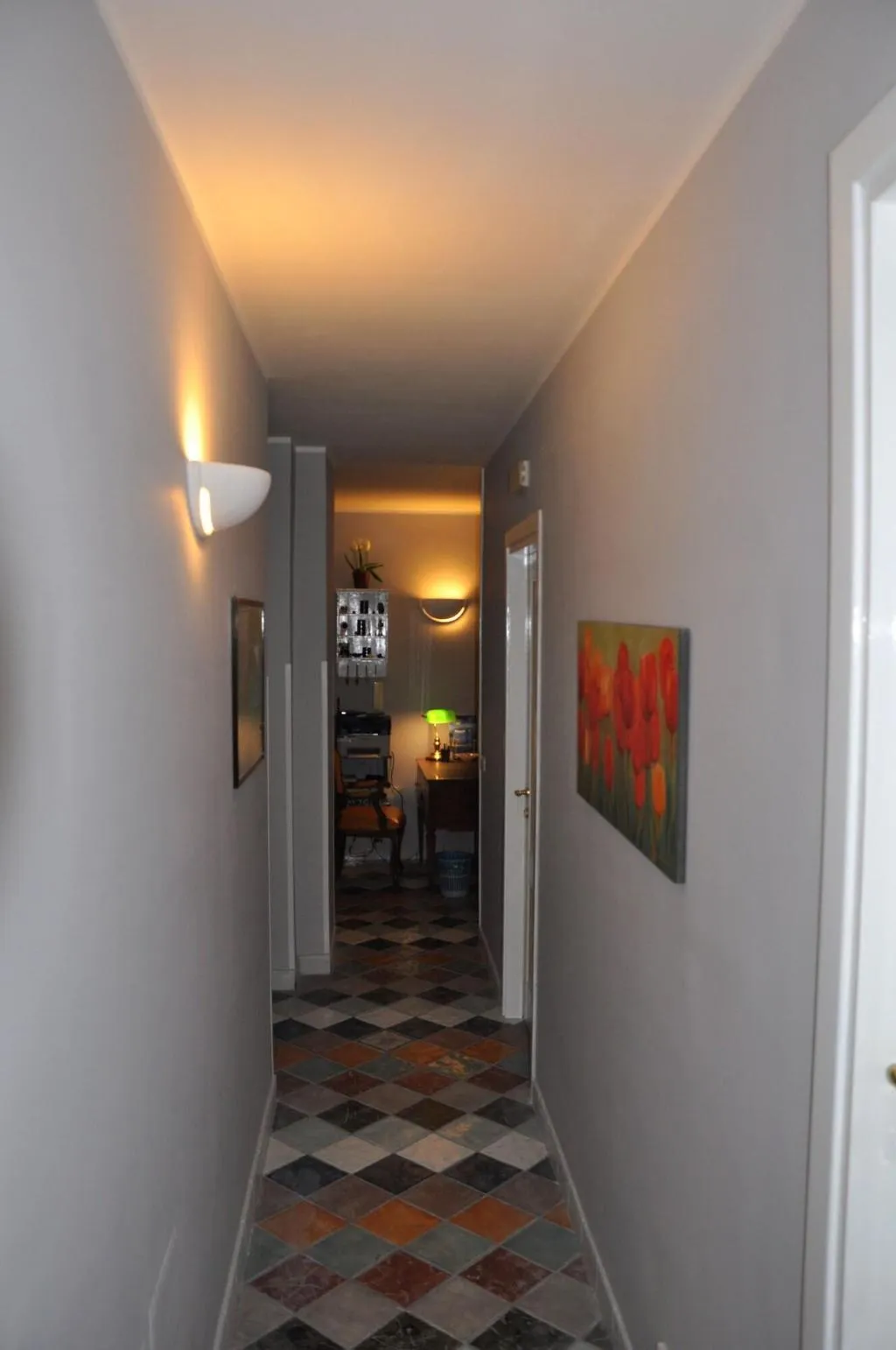 Lobby, Firenze 32, Naples