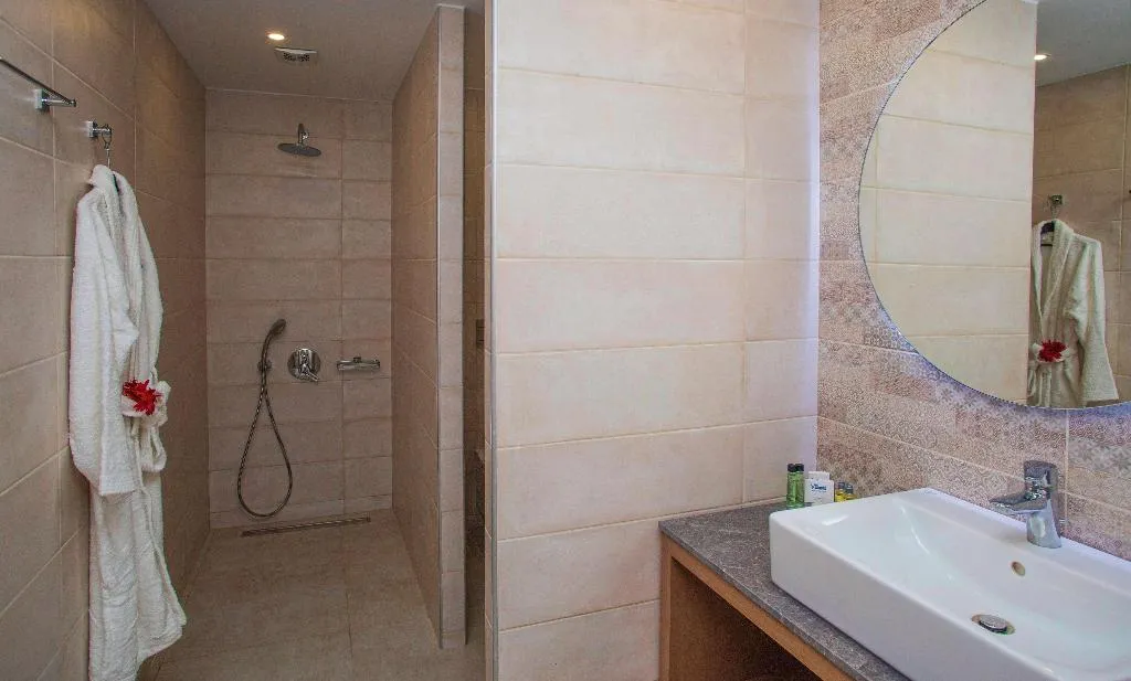 Room, Minos Aparthotel, Crete