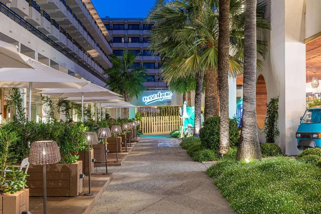 Restaurant, Innside by Melia Alcudia, Majorca