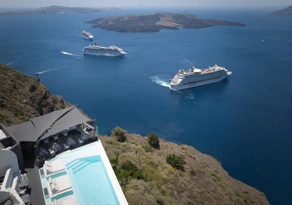 Pool, Infinity Suites & Dana Villas, Santorini