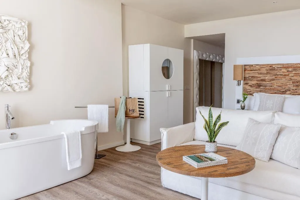 JUNIOR SUITE SEA VIEW WITH PRIVATE POOL Room, ME Ibiza, Ibiza
