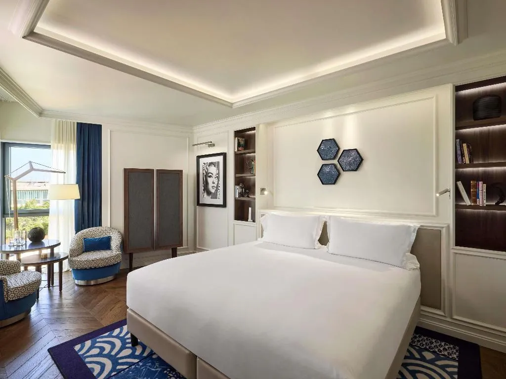 Room PREMIUM GARDEN VIEW Room, Sofitel Barcelona Skipper, Barcelona