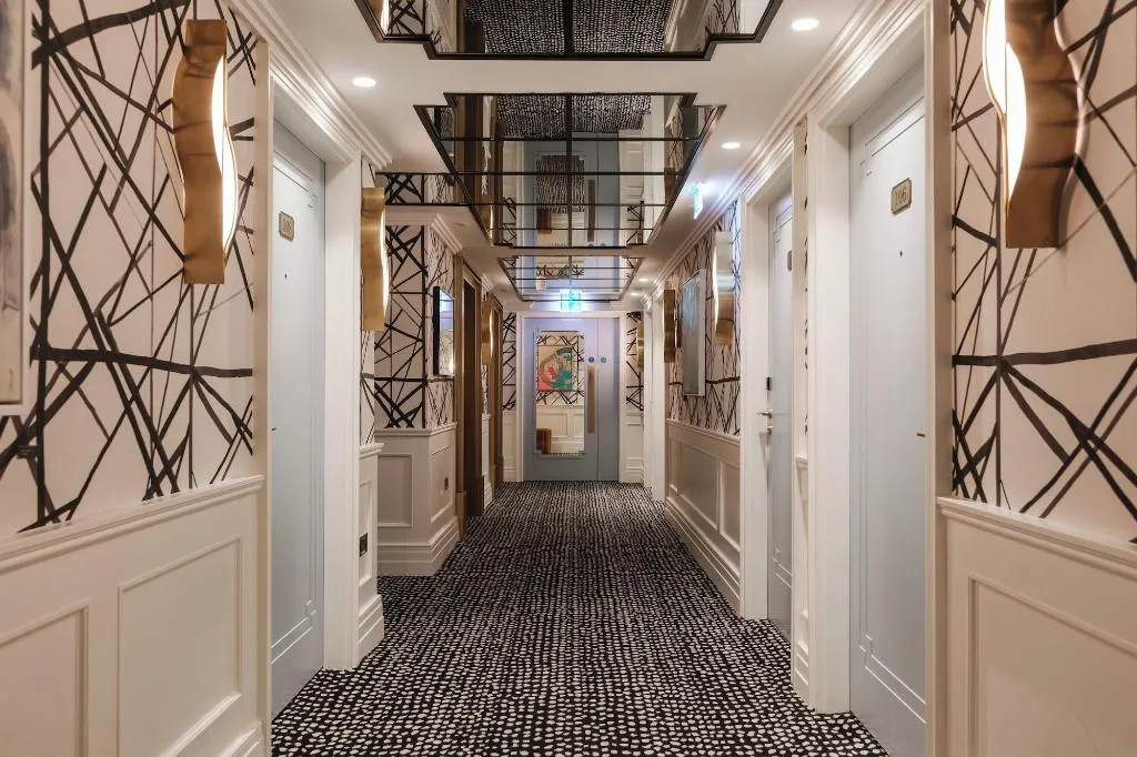 Lobby, The Leinster, Dublin