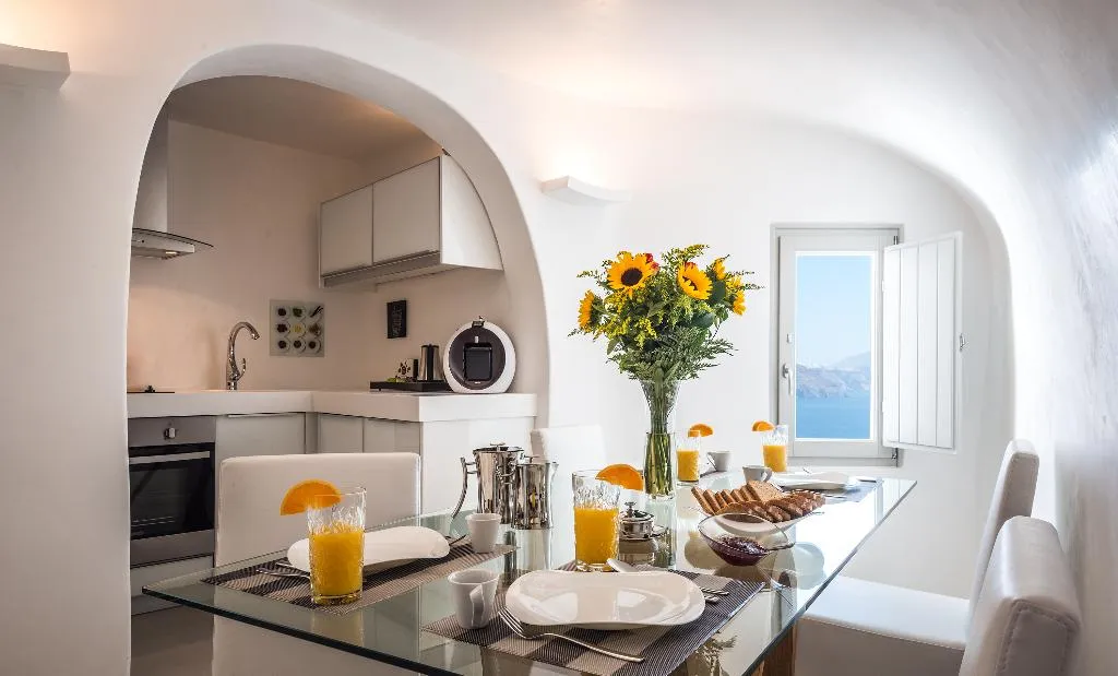SUITE SEA VIEW THREE BEDROOMS Room, Elite Luxury Suites, Santorini