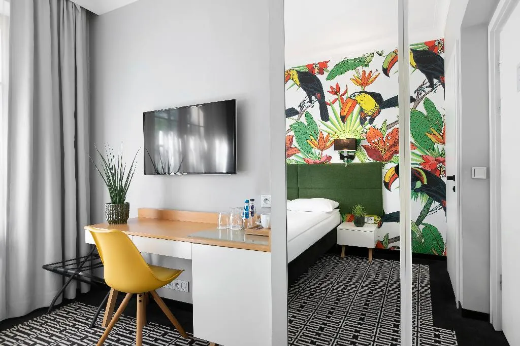 DOUBLE LUXURY Room, Liv'Inn Aparthotel, Krakow