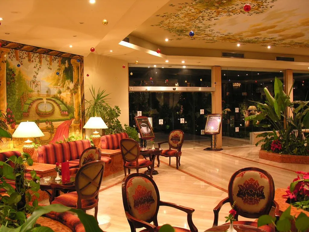 Sports and Entertainment, Pyramisa Hotel Luxor, Luxor