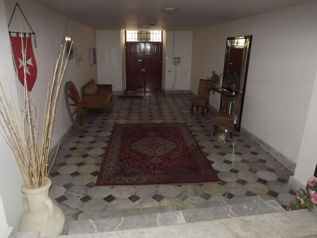 Lobby, I Cavalieri Di Malta, Palermo
