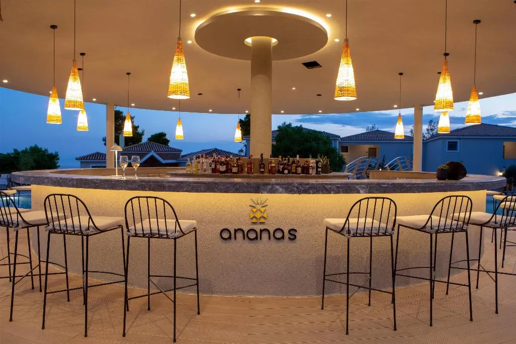 Pool, Ajul Luxury Hotel & Spa Resort Registry Collection, Halkidiki