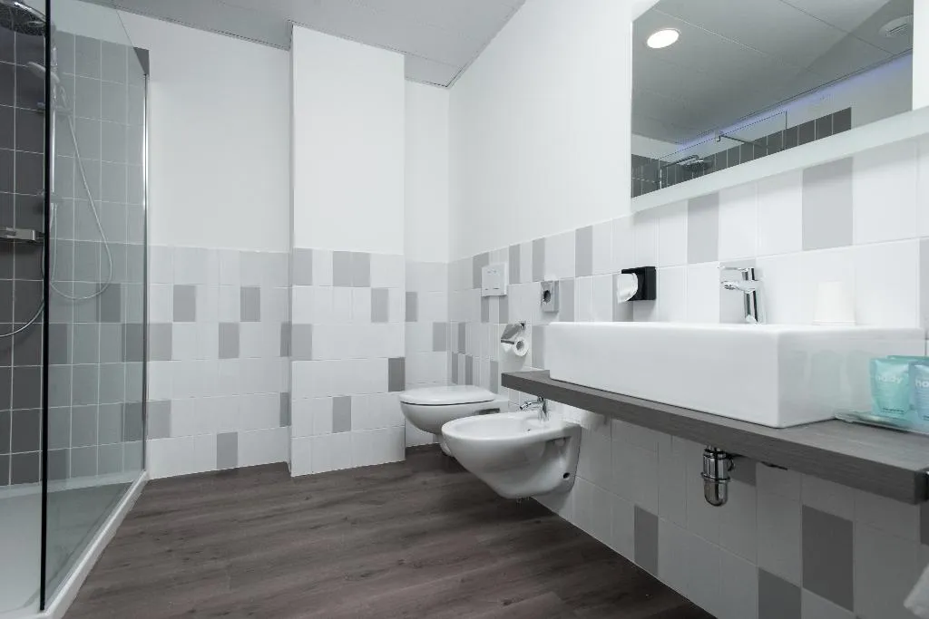 Double or Twin DELUXE Room, Smart Hotel - Naples Harbour, Naples