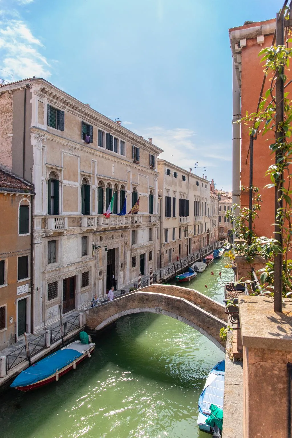 Double or Twin CANAL VIEW Room, Charming Palace Santa Fosca, Venice