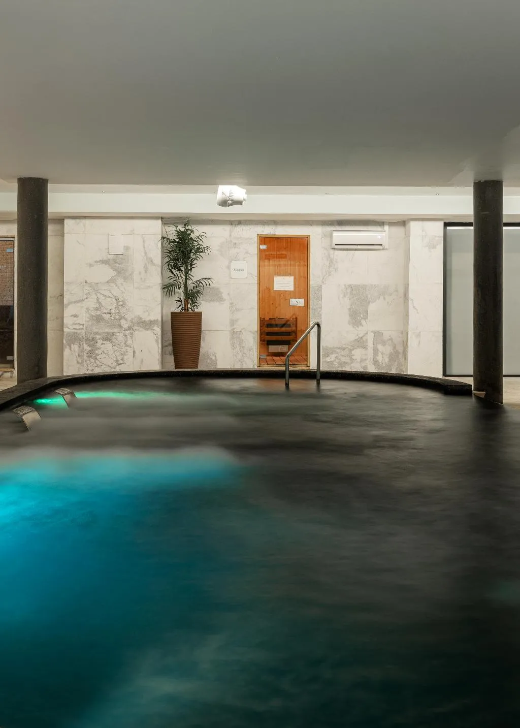 Sports and Entertainment, Hotel Porta do Sol, Porto