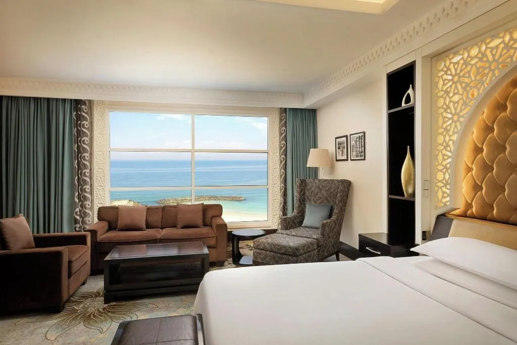 DOUBLE PREMIER SEA VIEW Room, Sheraton Sharjah Beach Resort & Spa, Dubai