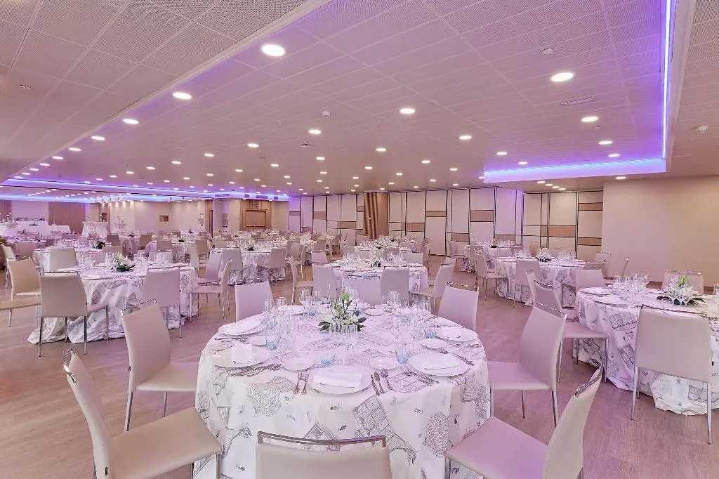 Restaurant, Melia Avenida America, Madrid