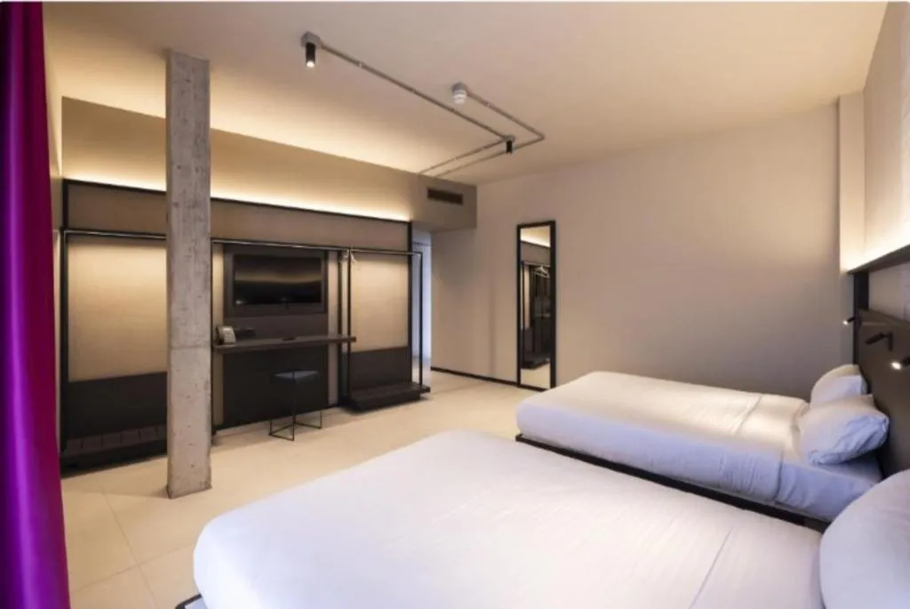 QUADRUPLE WITH BALCONY Room, Joy 124 Hotel Milano, Milan
