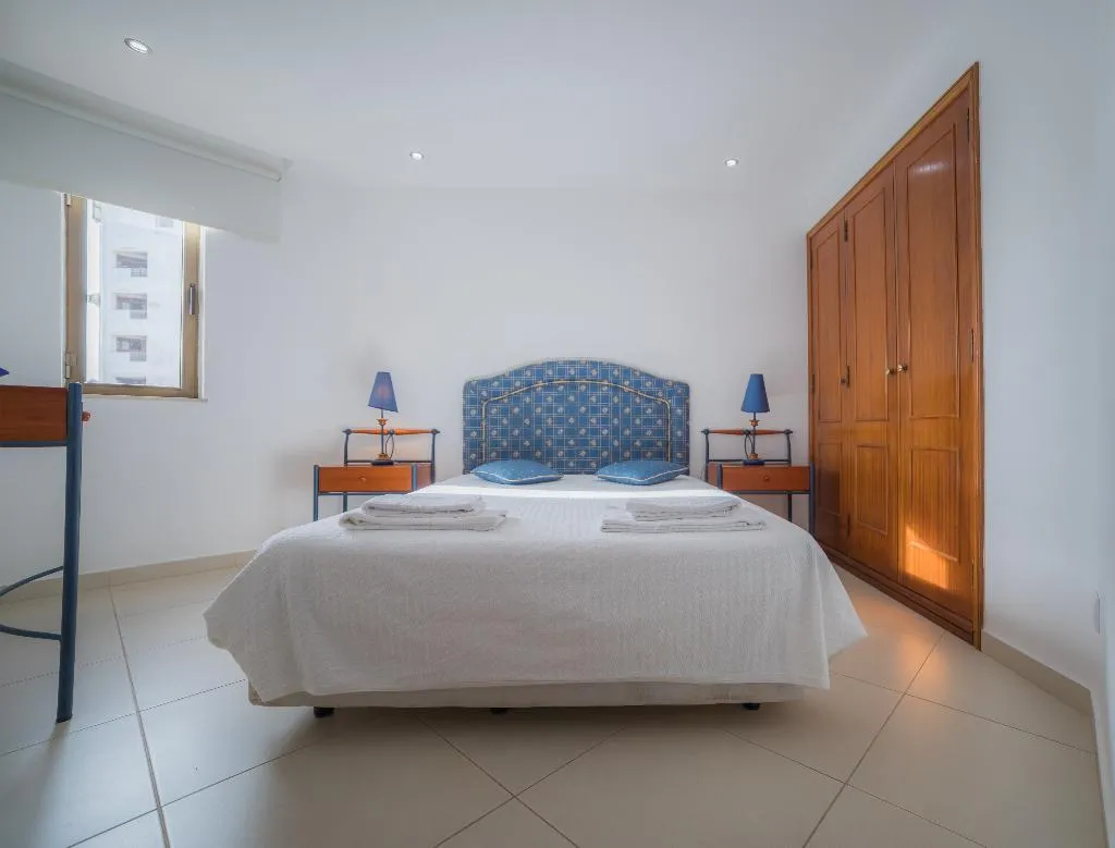 APARTMENT ONE BEDROOM Room, Algardia Marina Parque by Garvetur, Algarve