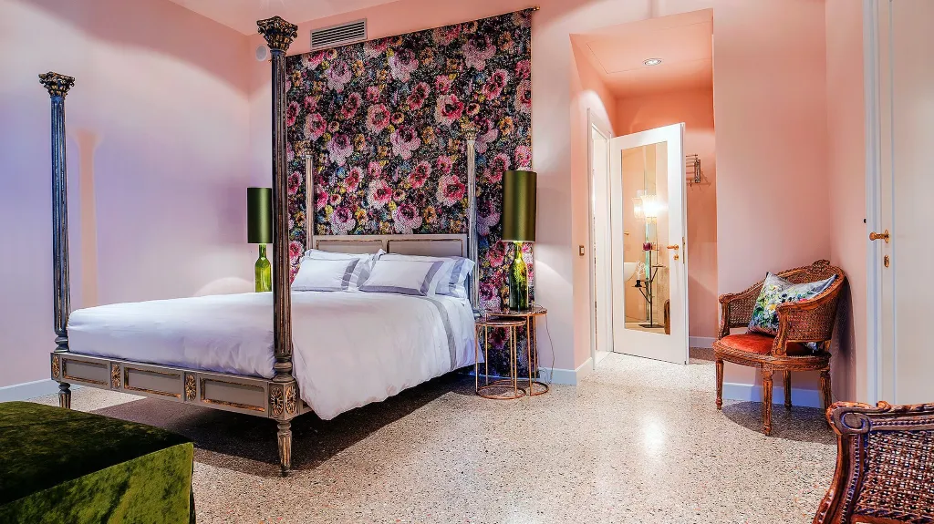 TRIPLE GRAND DELUXE Room, Hotel Heureka, Venice
