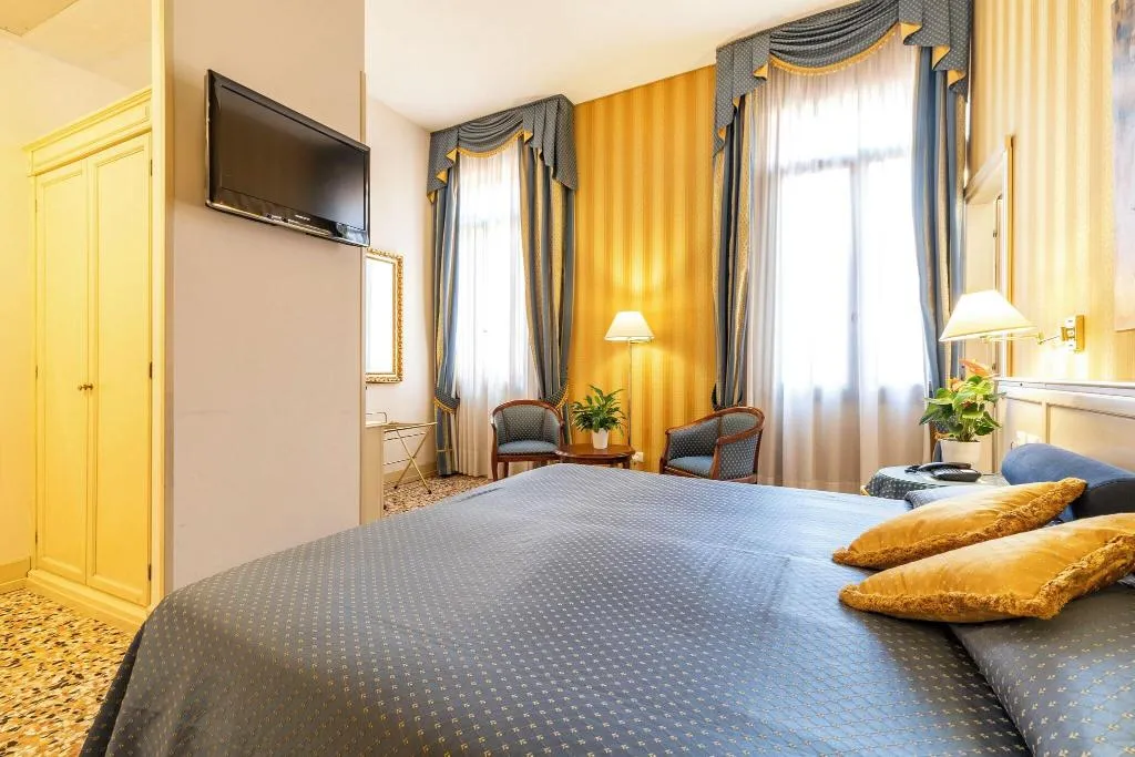 TWIN SUPERIOR Room, Bella Venezia, Venice