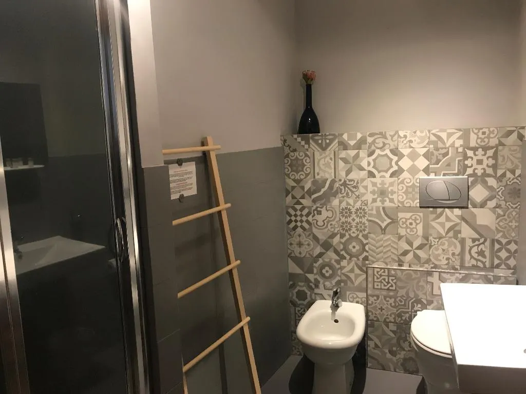 DOUBLE KING SIZE BED Room, Stesicoro InHabit - Catania City Center, Catania
