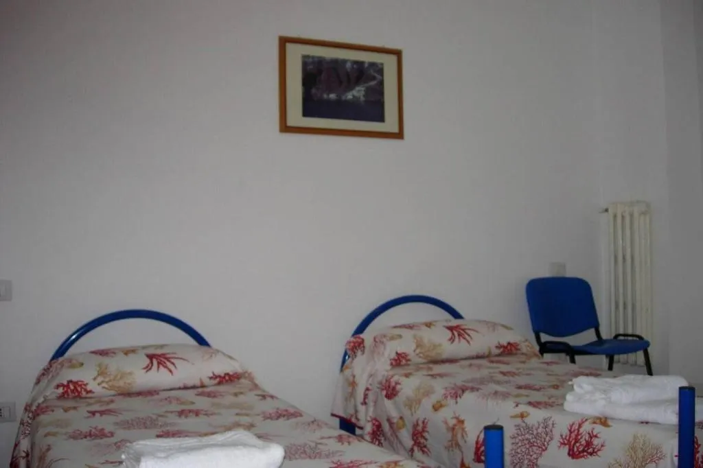 Room, Foresteria Roma, Naples