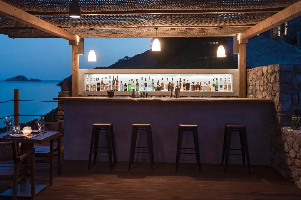 Bar, Casa Del Mar Mykonos Seaside Resort, Mykonos