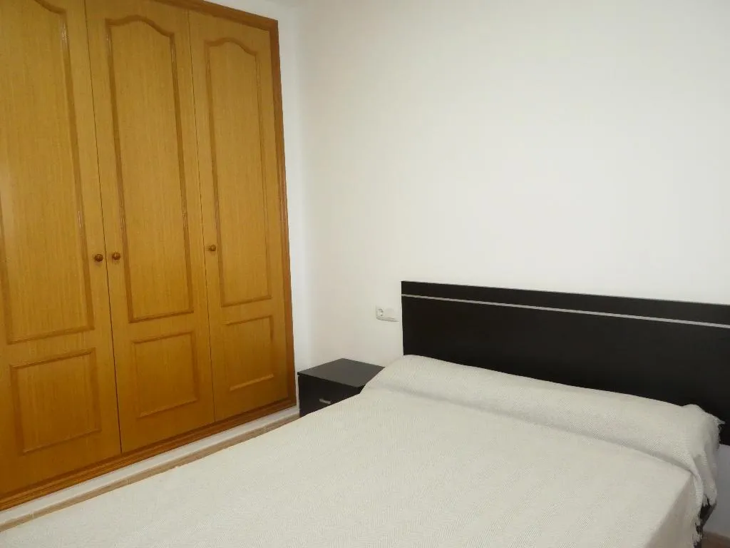 APARTMENT CAPACITY 6 TWO BEDROOMS Room, Apartamentos Tavernes Gandia 3000, Valencia