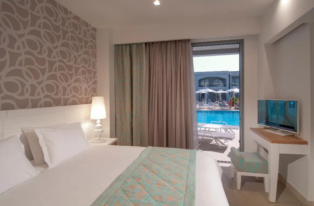 SUITE STANDARD Room, Blue Lagoon Princess, Halkidiki