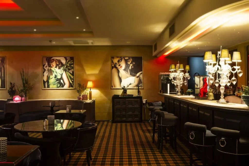 Bar, President, Athens