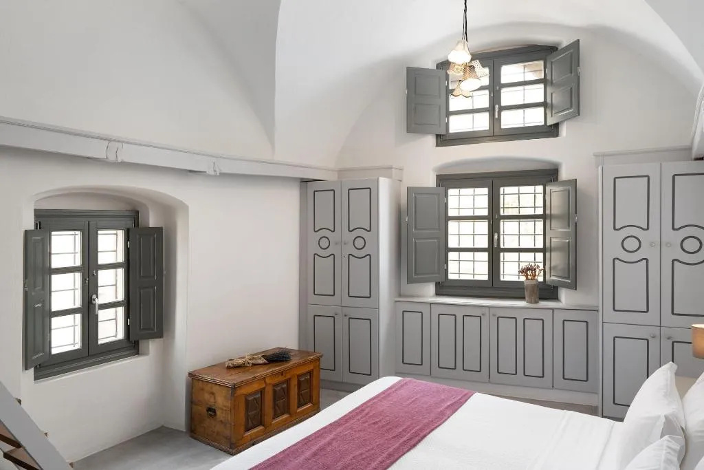 Room, Kastro Mansion, Santorini