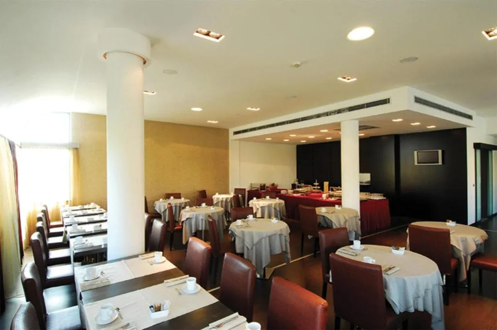 Restaurant, Cosmopolitan Hotel, Florence