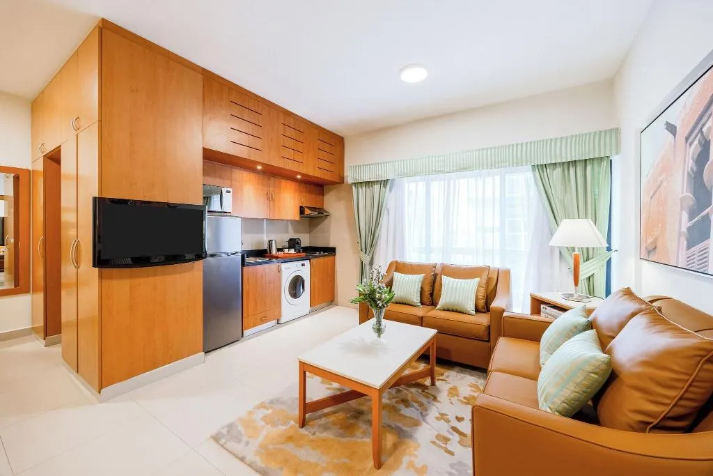 STUDIO PREMIER Room, Golden Sands Hotel Apartments, Dubai