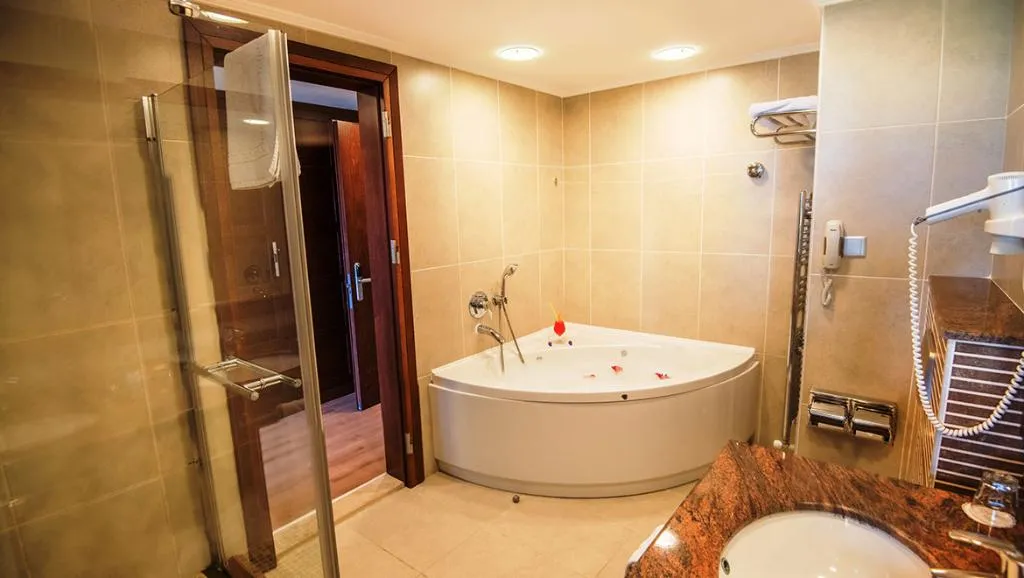 Room DELUXE Room, Korineum Golf Resort, Cyprus