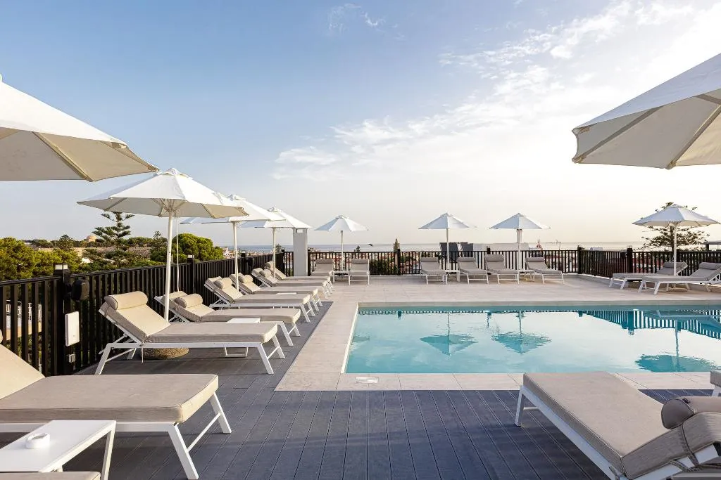 Pool, Jo An Palace, Crete