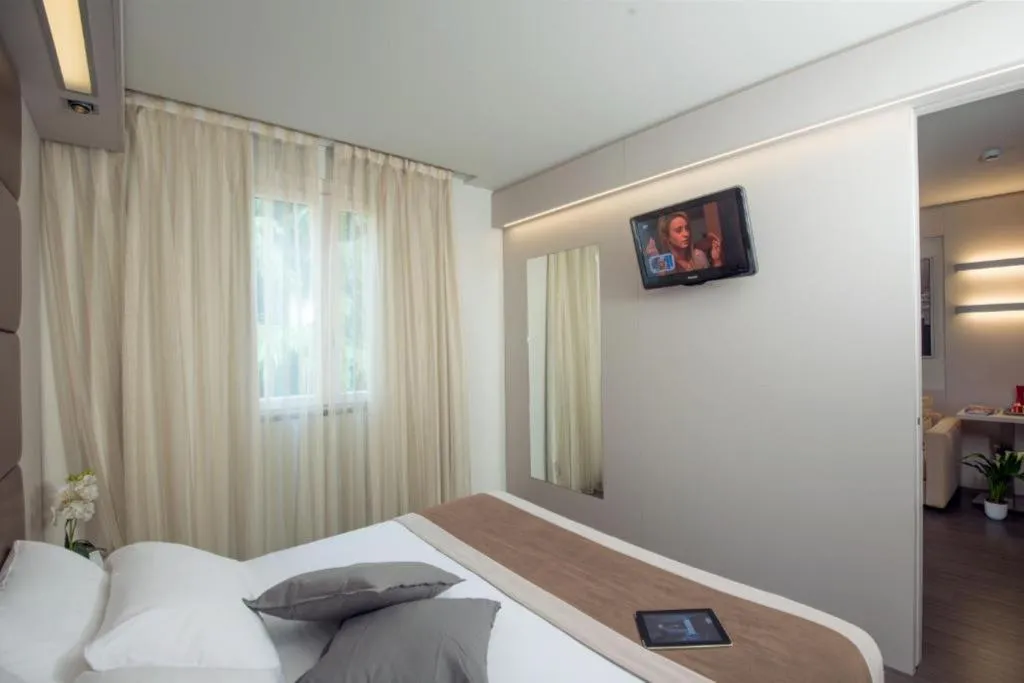SUITE CAPACITY 2 Room, AS Hotel Dei Giovi, Milan