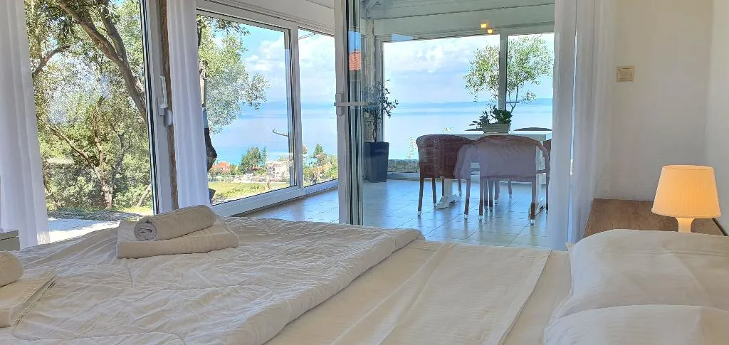 STUDIO OCEAN VIEW ONE BEDROOM Room, Bungalow White Apartments and Suits, Halkidiki