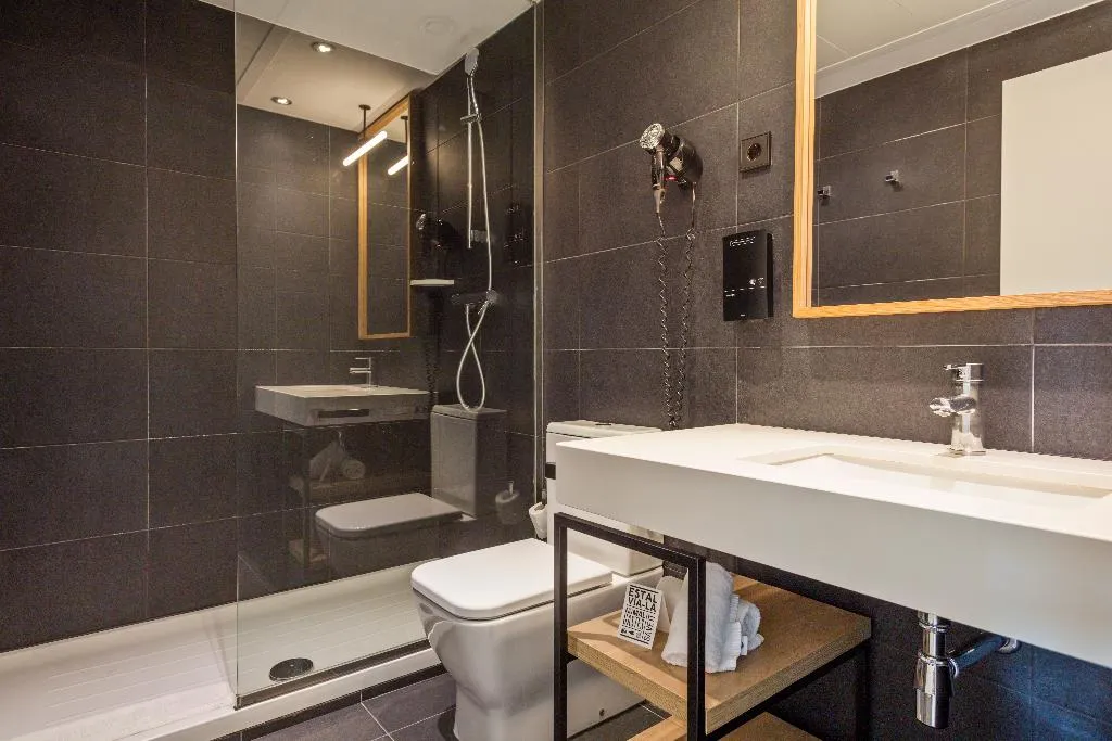 TRIPLE STANDARD Room, Andante Drassanes, Barcelona