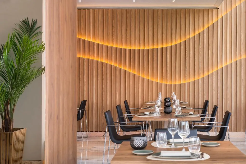 Restaurant, Salles Hotel Ciutat del Prat Barcelona Airport, Barcelona