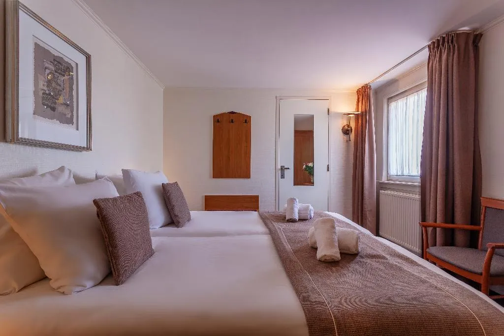 TWIN STANDARD Room, Avenue, Amsterdam