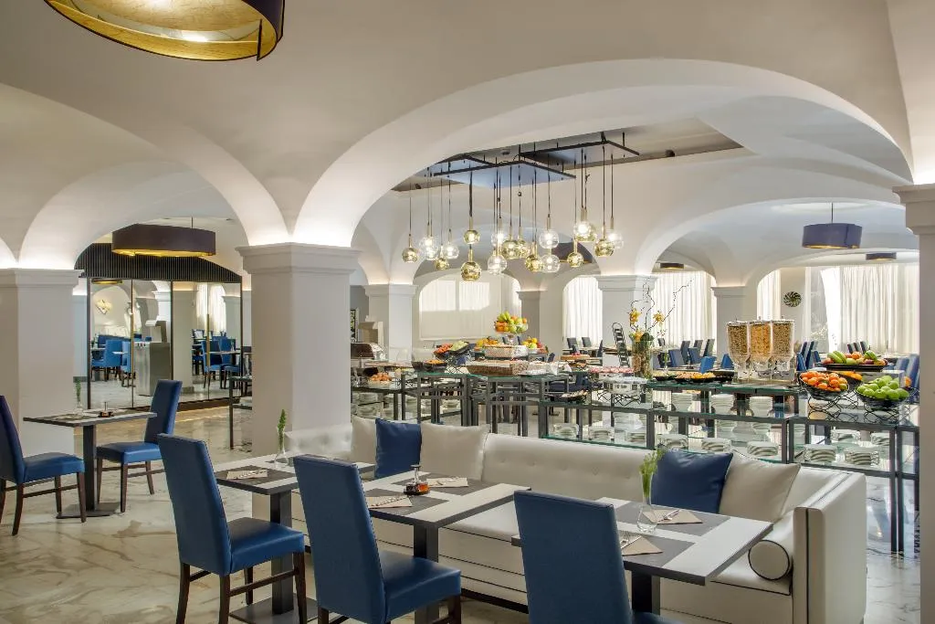 Restaurant, Shangri La Roma, Rome