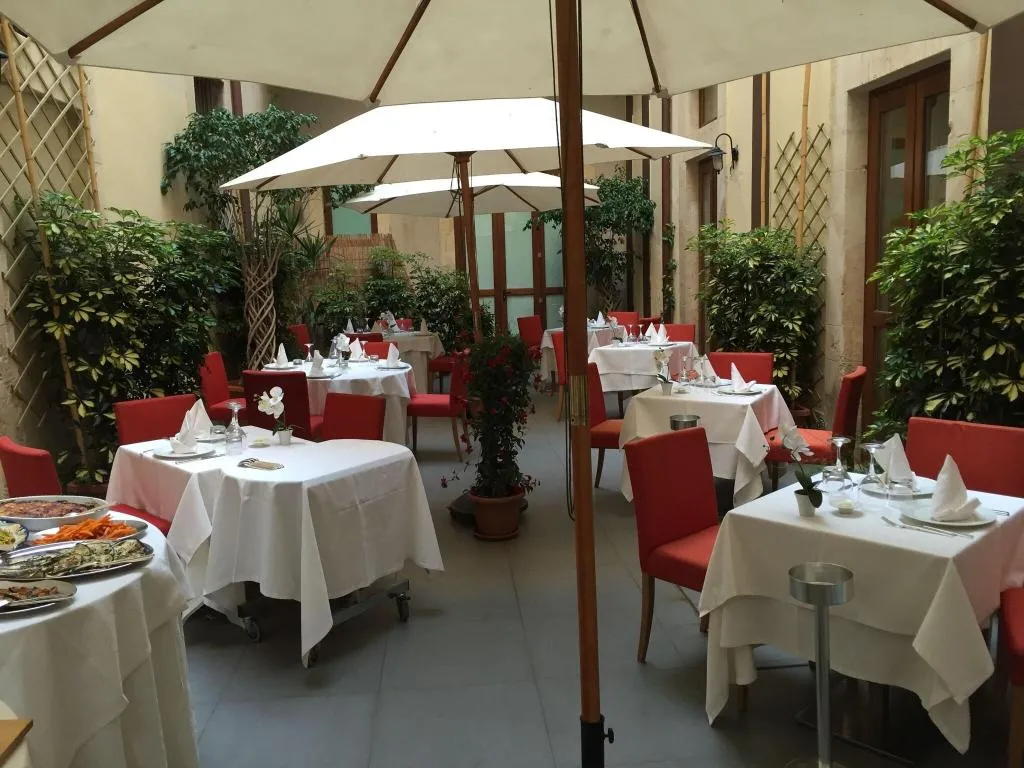 Terrace, Grande Albergo Alfeo, Catania