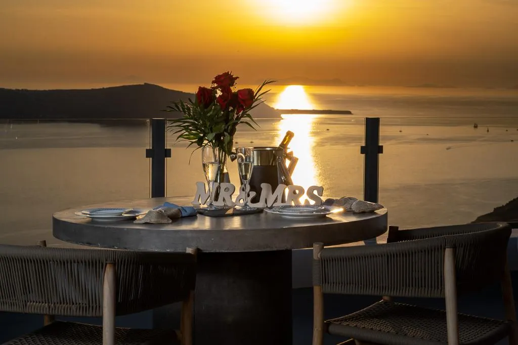 SUITE EXECUTIVE Room, You And Me Suites, Santorini