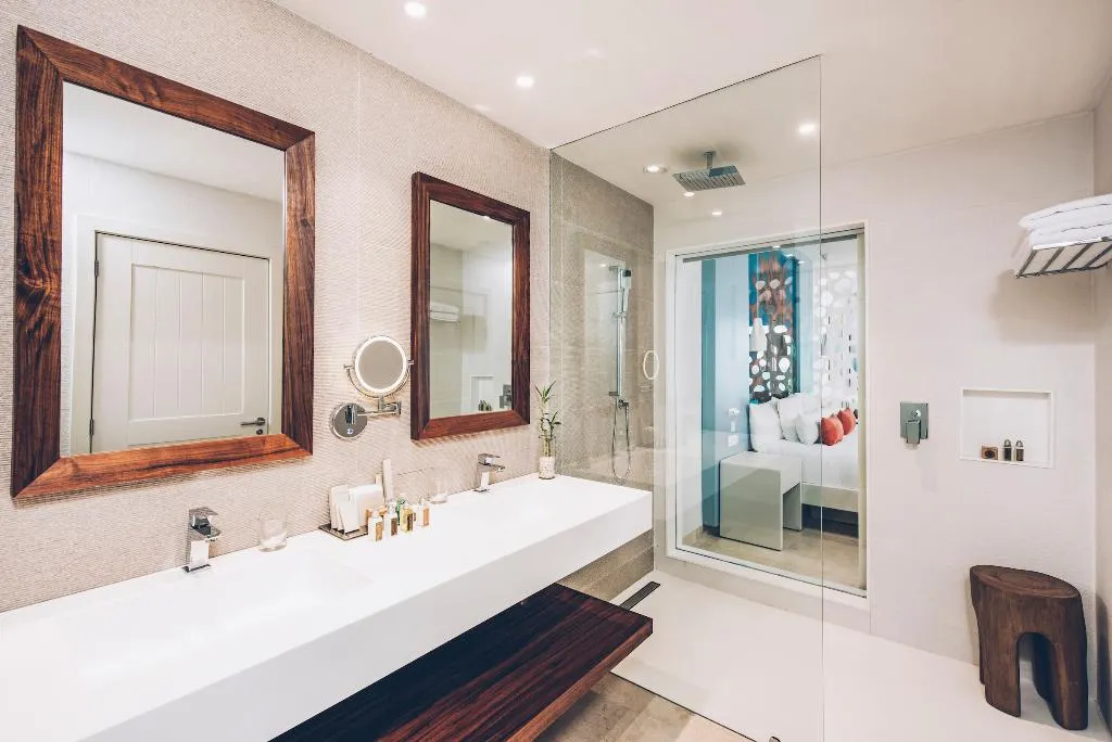 JUNIOR SUITE SUPERIOR OCEAN FRONT Room, Iberostar Selection Coral Cancun All Inclusive, Cancun Area