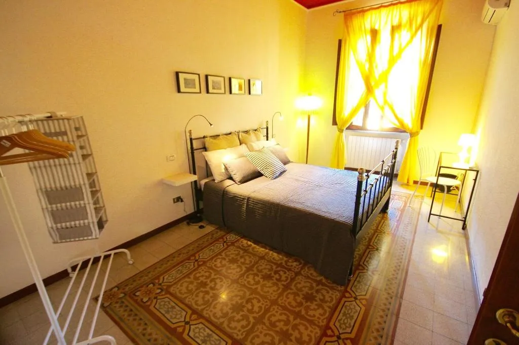 Room, Corso 151, Olbia