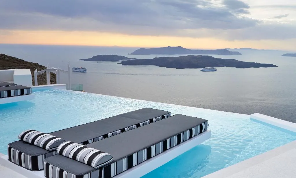 SUITE STANDARD Room, Alti Santorini Suites, Santorini